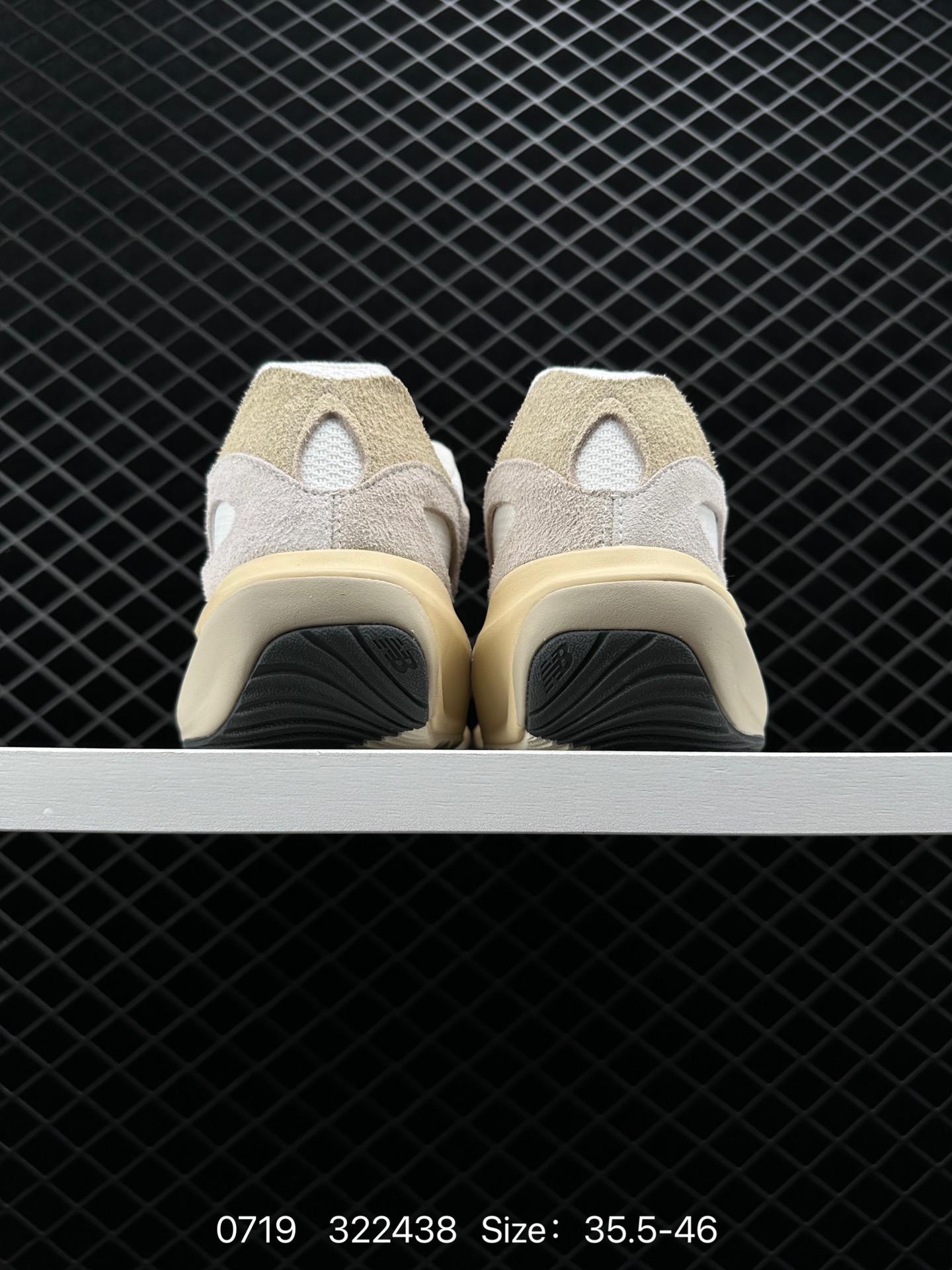 New Balance Warped Runner